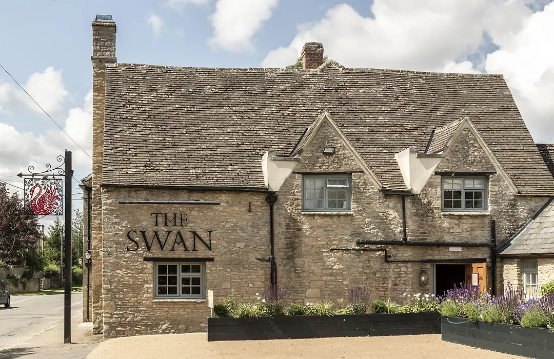 The Swan Inn-1