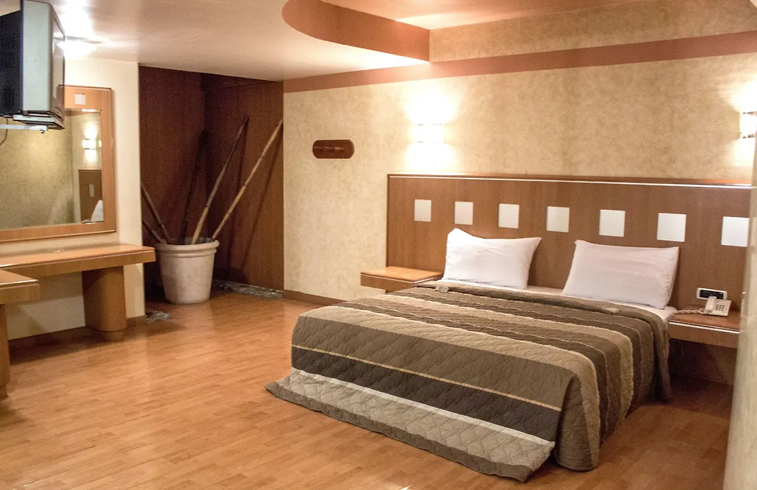 Autohotel Ilussion-1