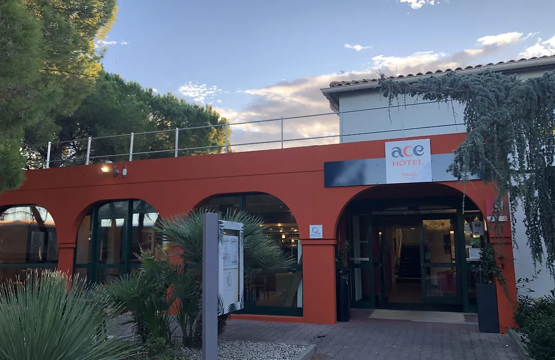 ACE Hôtel Travel Fabrègues - A9 Montpellier Sud-1
