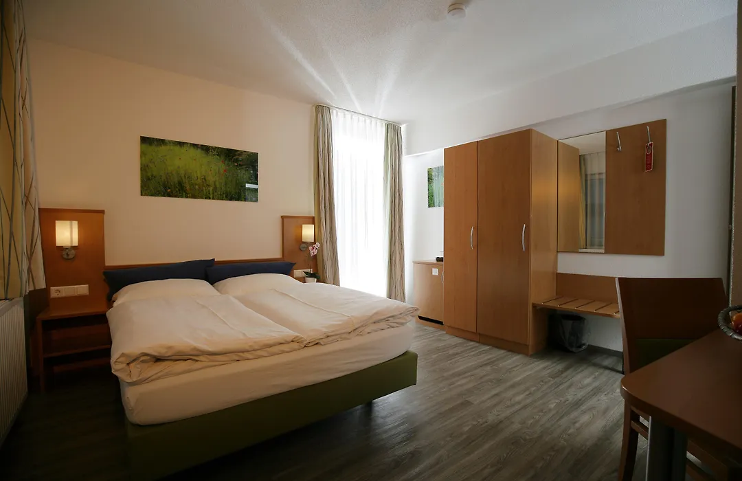 Hotel Drei Kaiserberge-1