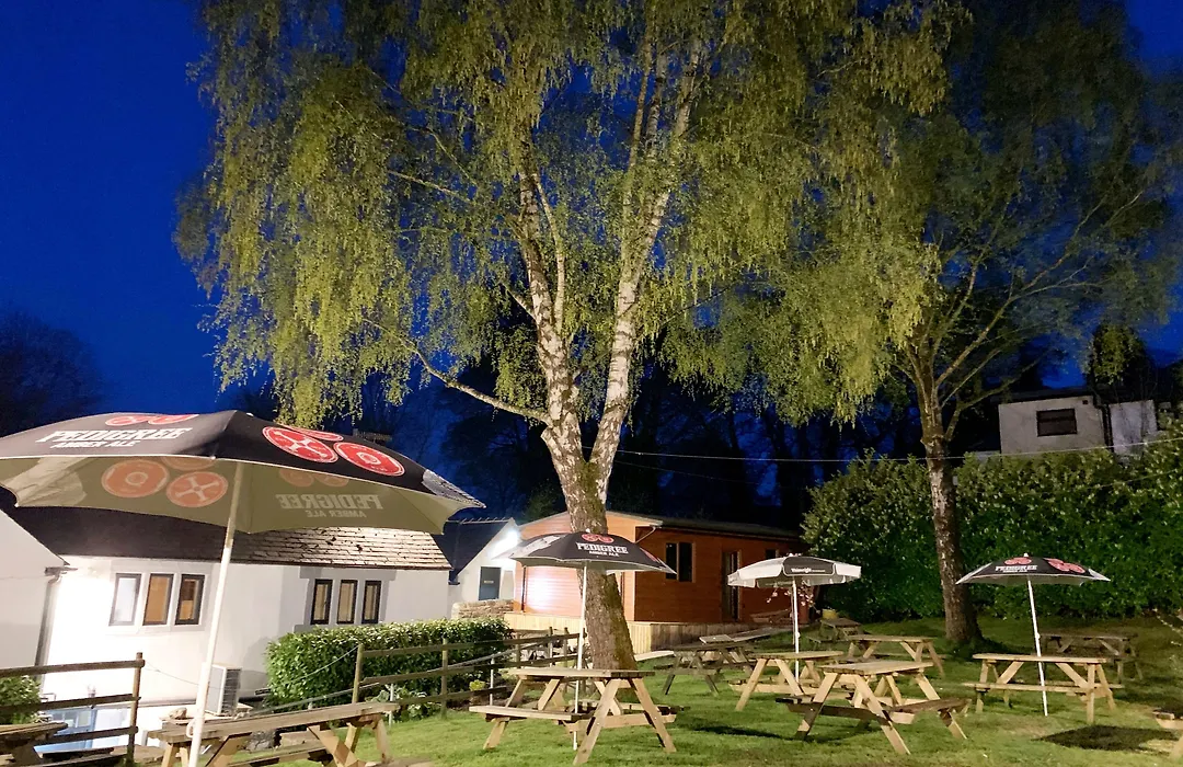 The Moon Inn At Stoney Middleton-1