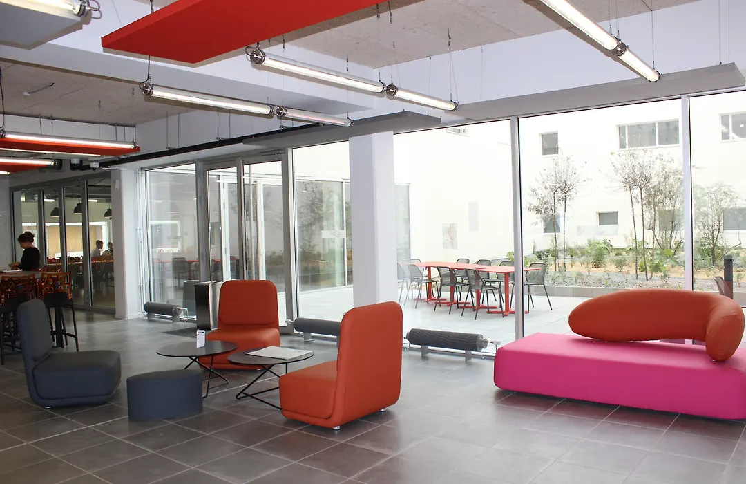Appart-Hotel Mer&Golf City Ile de Nantes-1