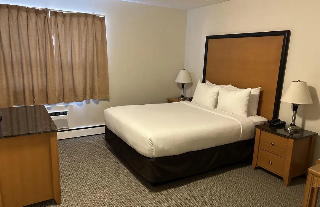 Anavada Inn & Suites - Grande Prairie-1