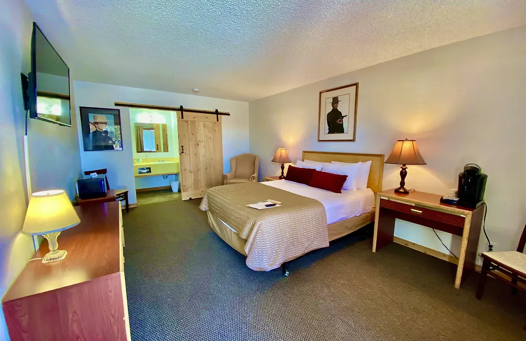 Old Montana Inn-1