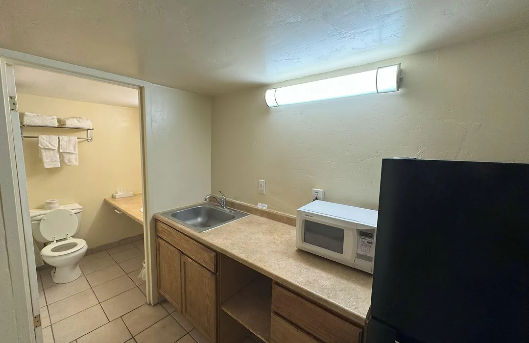 Big Chile Inn & Suites-1