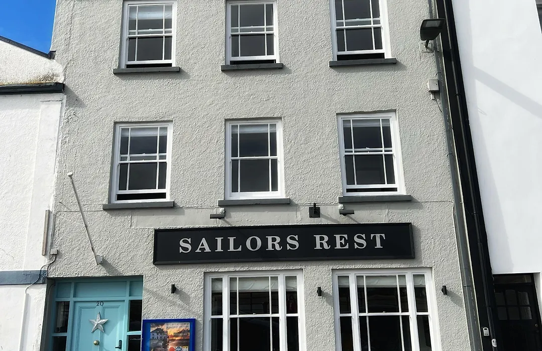 Sailors Rest-1