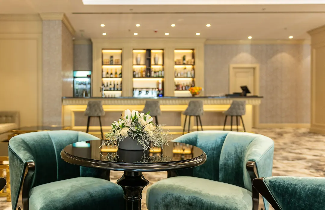 Astoria Grand Hotel-1