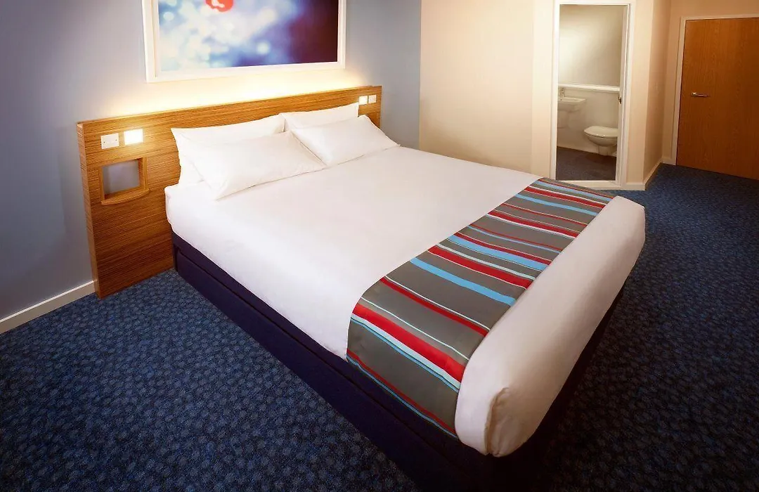 Travelodge Hull South Cave-1