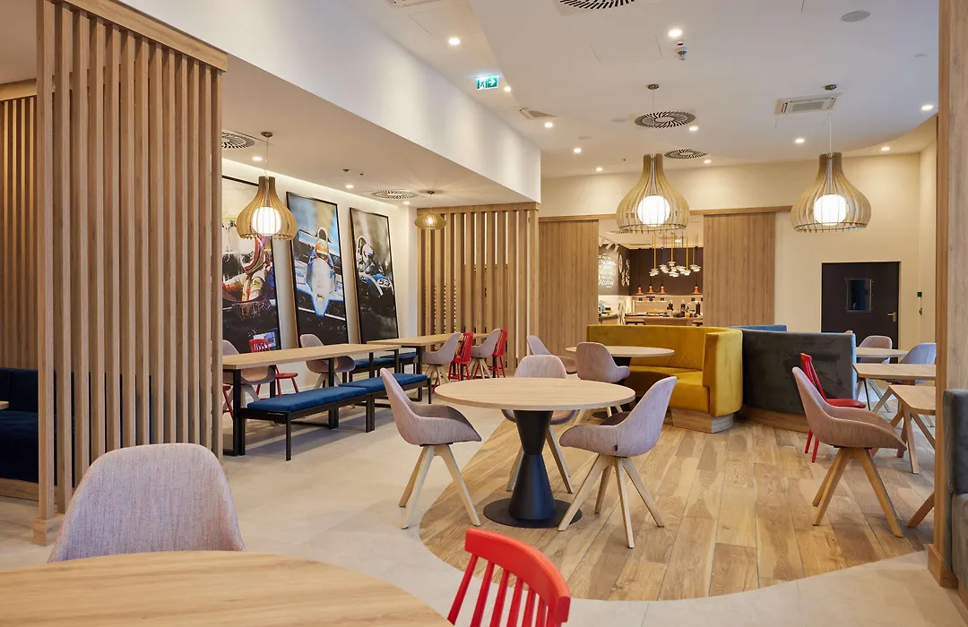 Hampton By Hilton Poznan Swarzedz-1