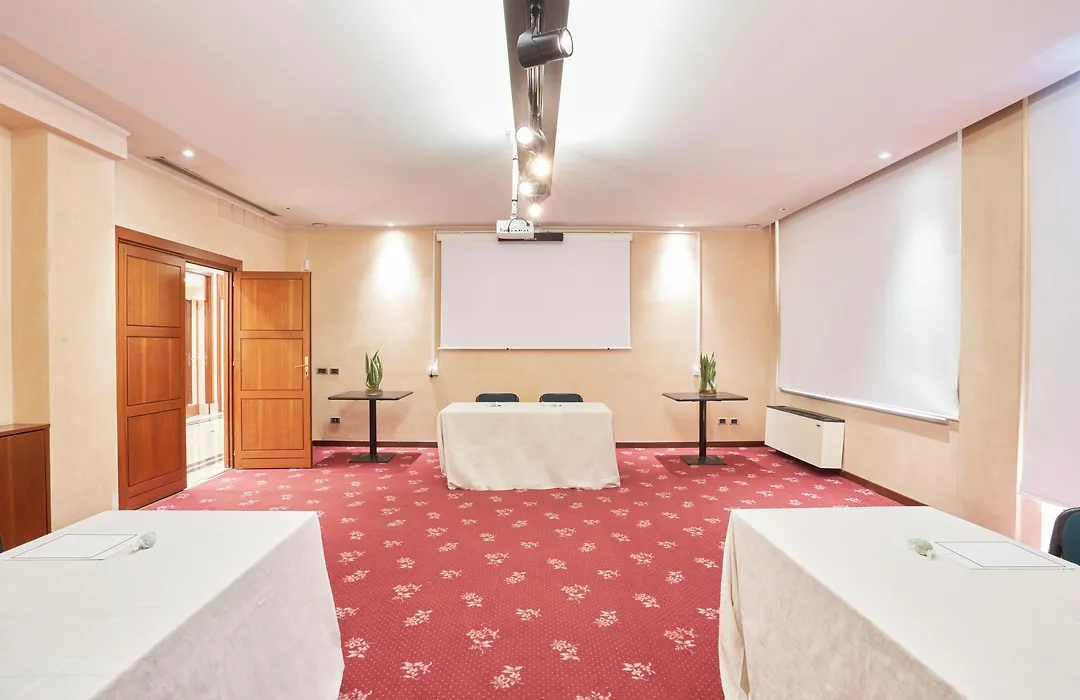 Hotel Cyrano-1