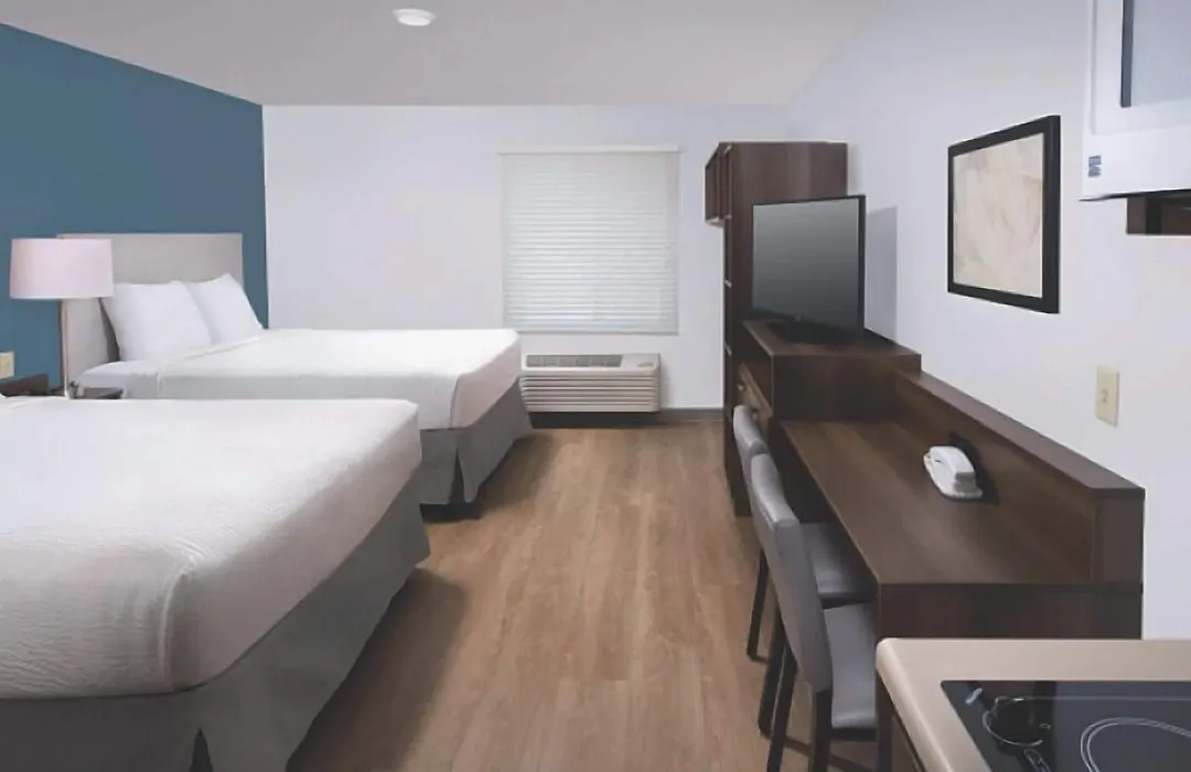 Woodspring Suites Rochester Greece-1