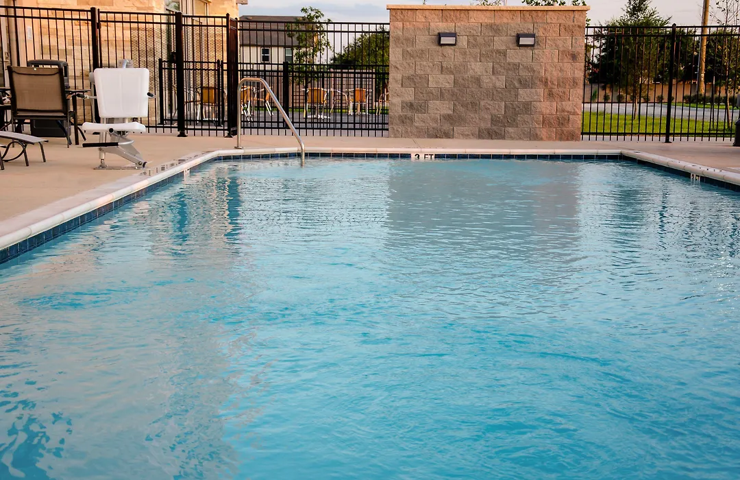 Holiday Inn Express & Suites Taylor By Ihg-1