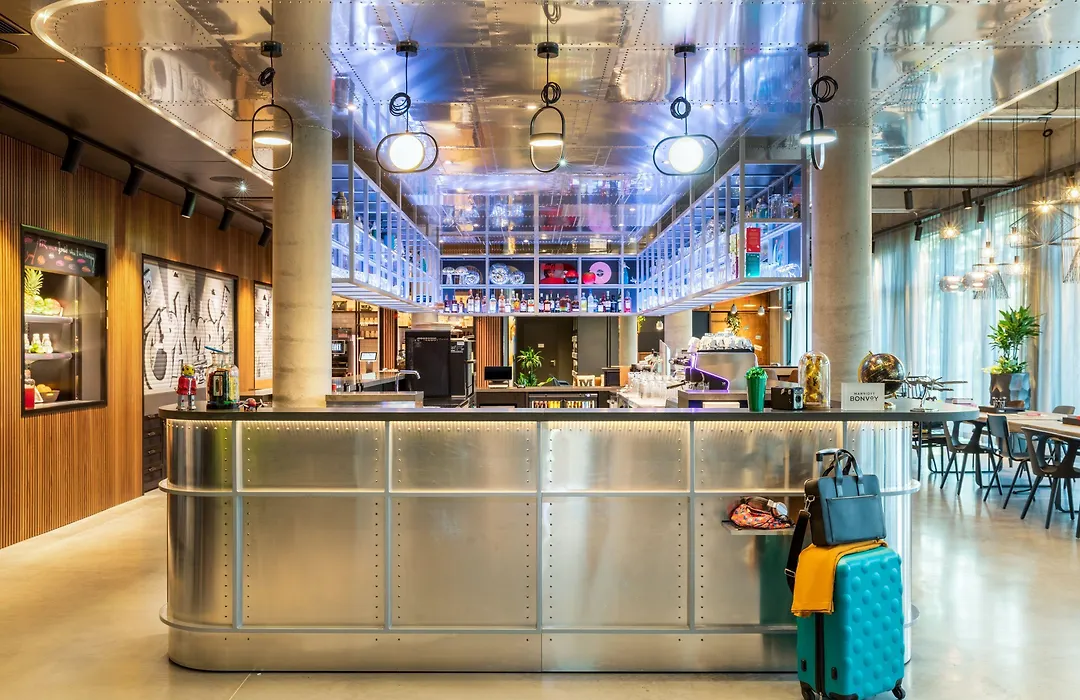 Moxy Berlin Airport-1
