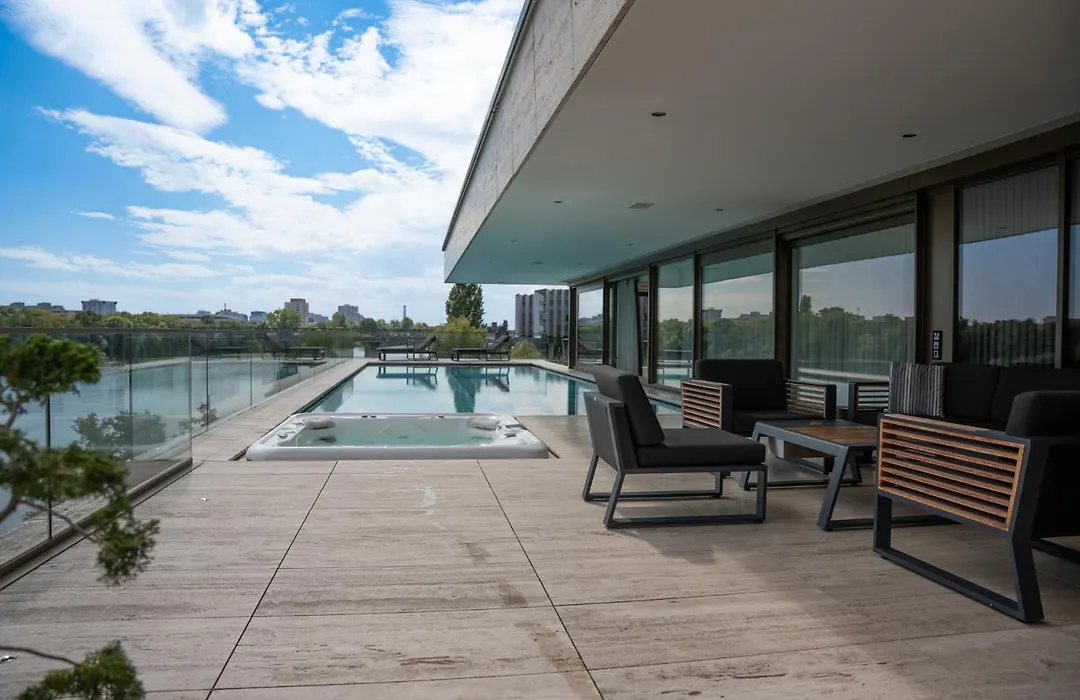 Main Suites-1