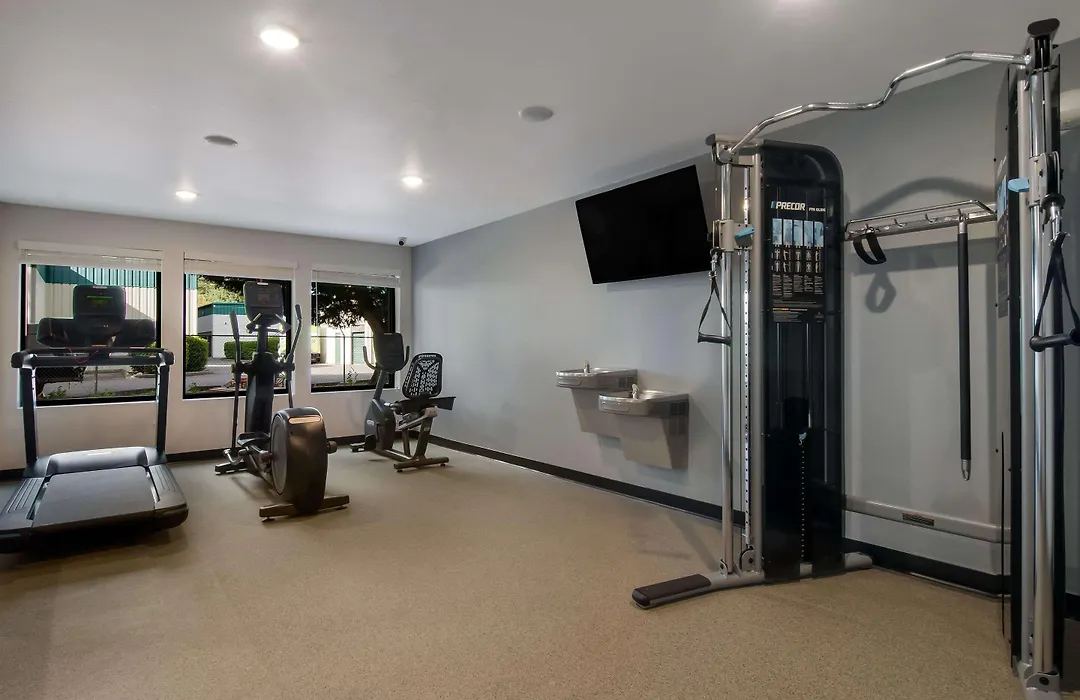 Woodspring Suites Olympia - Lacey-1