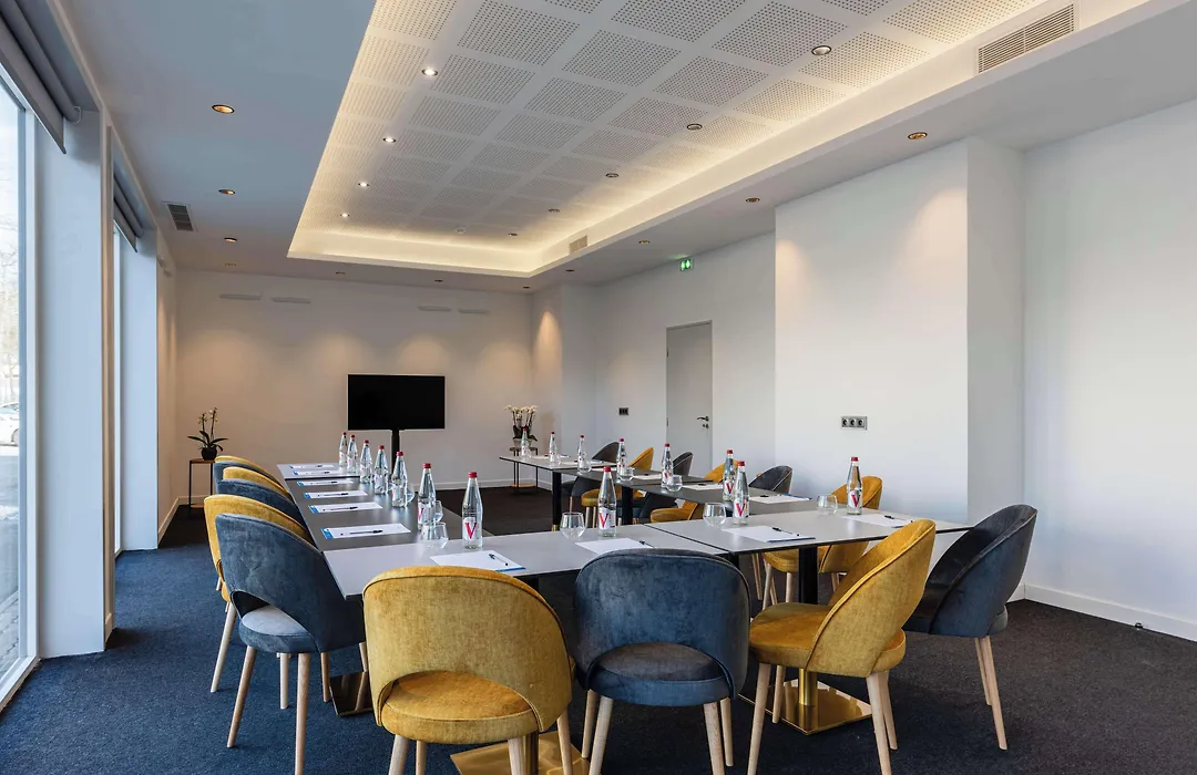 Brit Hotel Privilège Paris Rosny-sous-Bois-1