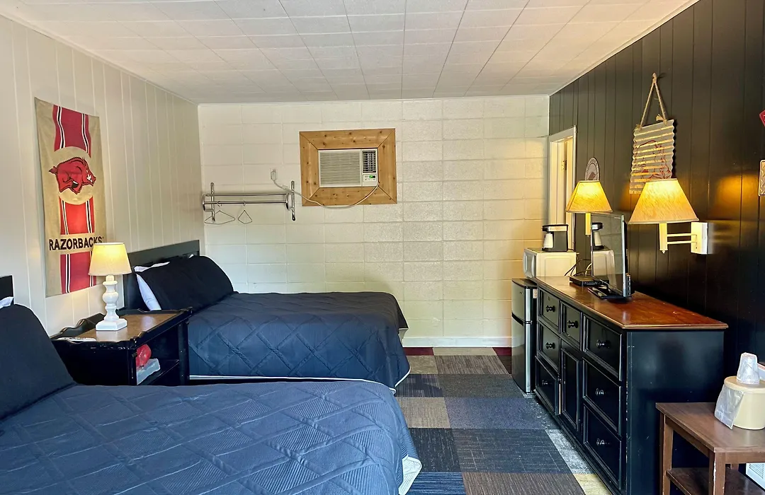 Sportsman'S Lodge-1
