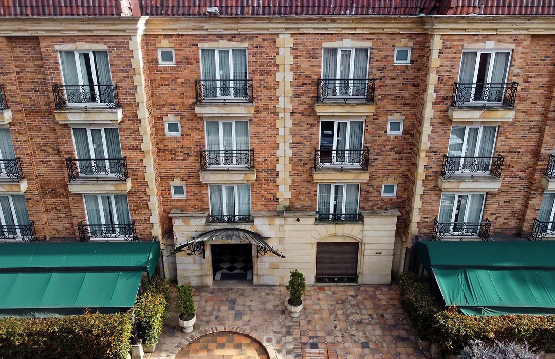 Hotel Windsor House Inn By Geh Suites-1