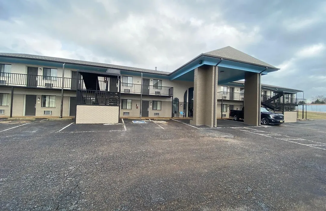 Savannah Lodge-1
