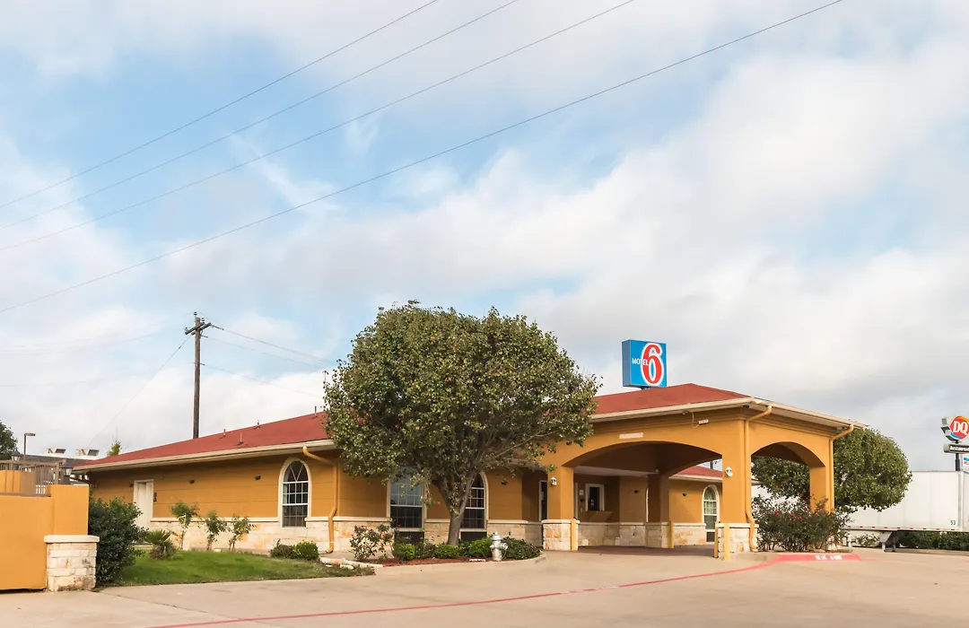 Motel 6 Alvarado Tx-1
