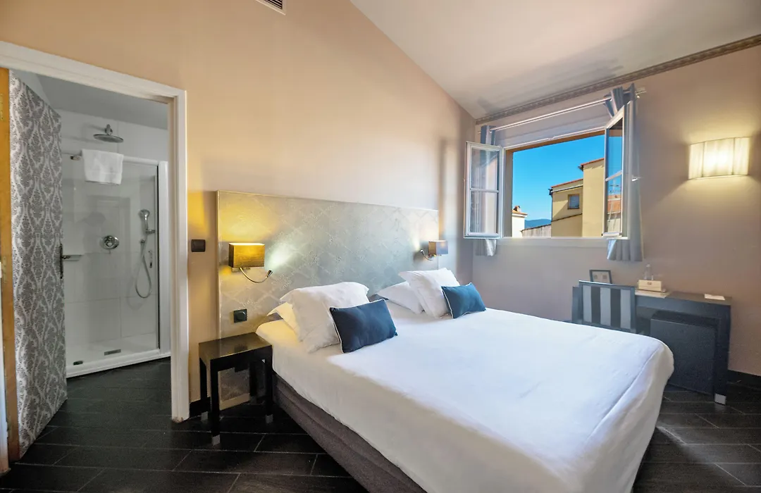 Hotel POZZO DI BORGO-1