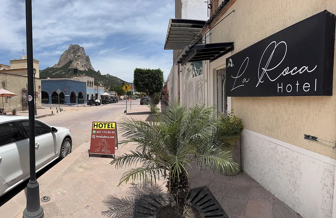 Hotel La Roca-1