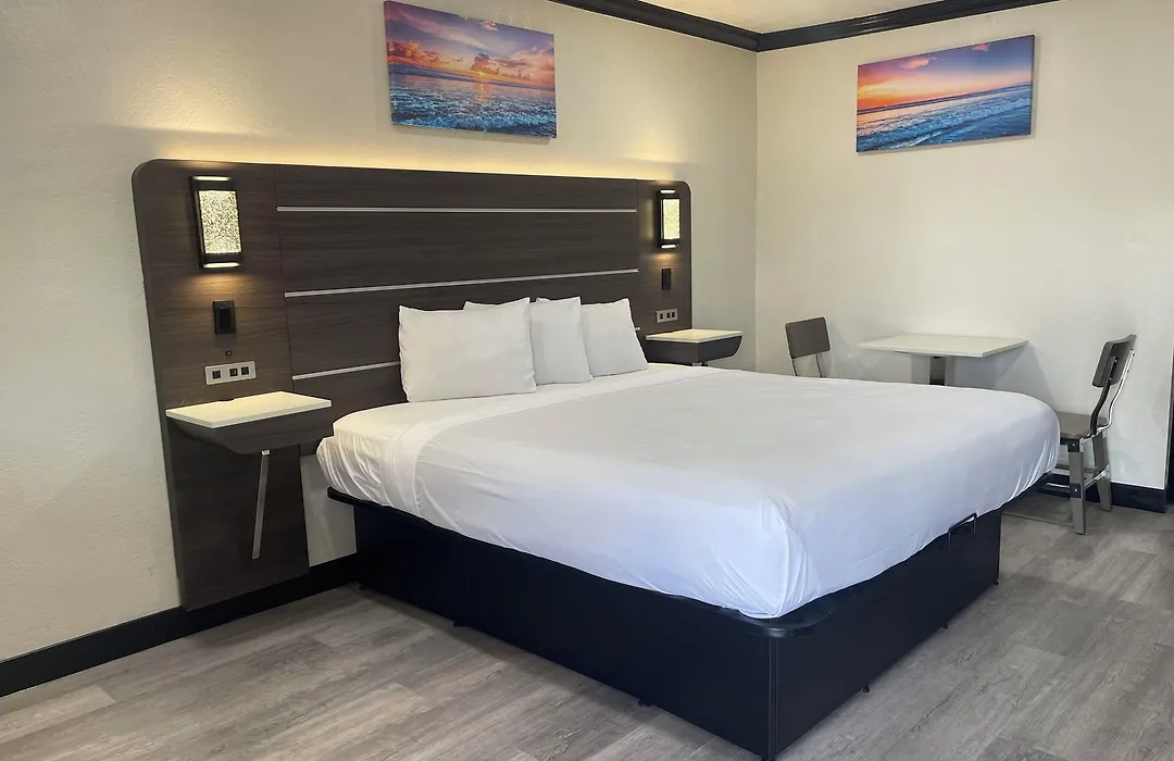 Escondido Lodge-1