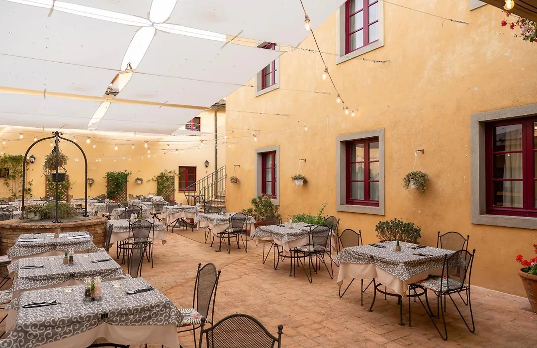 Hotel & Restaurant Casolare Le Terre Rosse-1