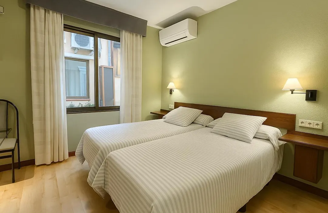 Hostal Concejo-1
