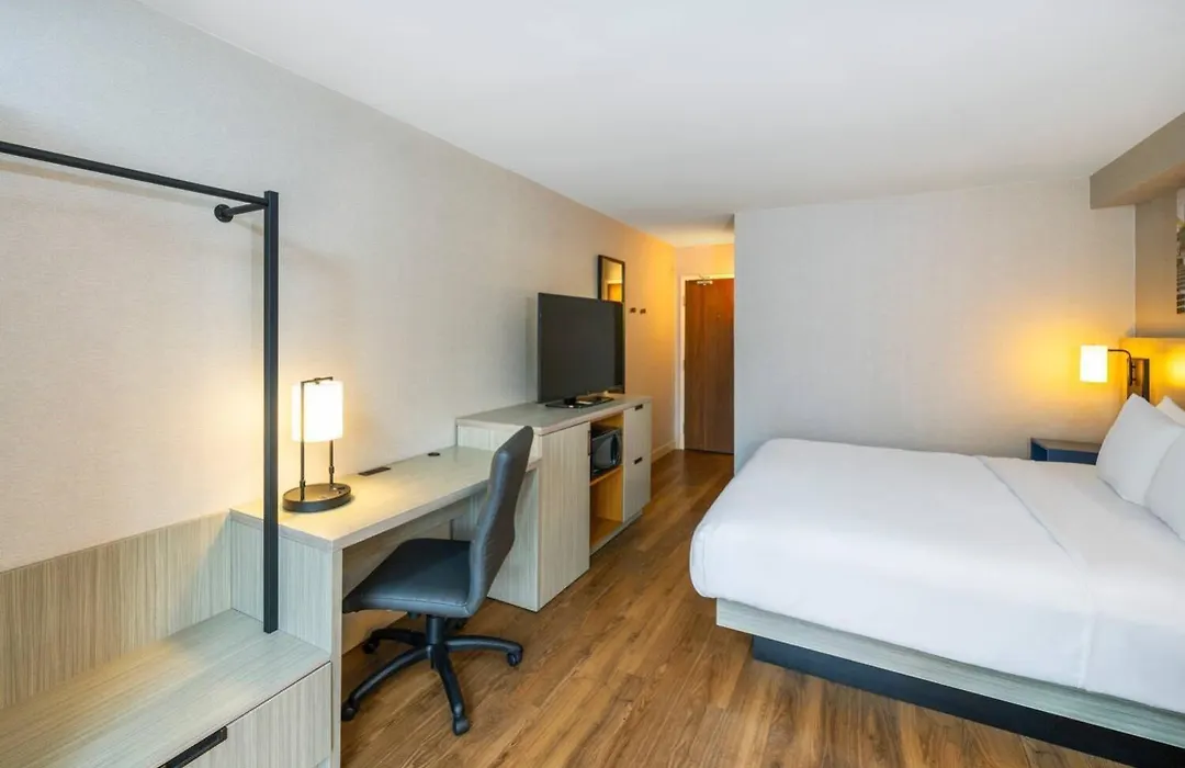 Comfort Inn Truro-1