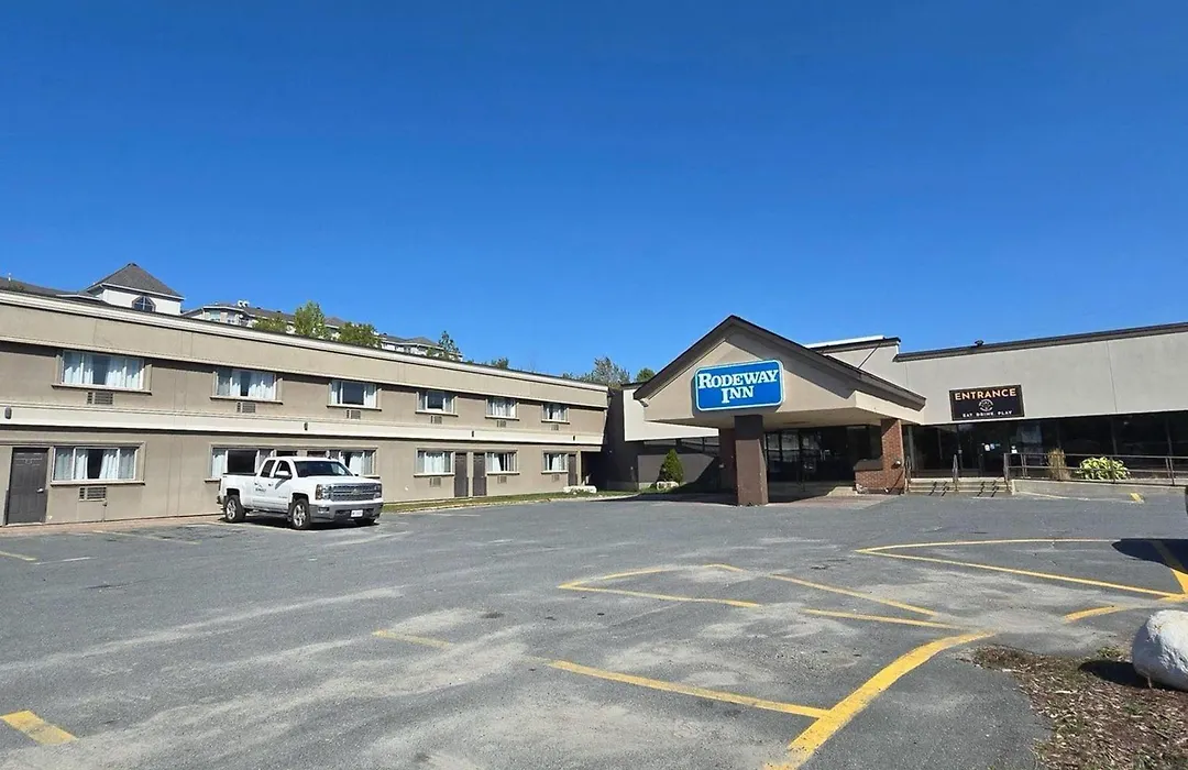 Rodeway Inn-1