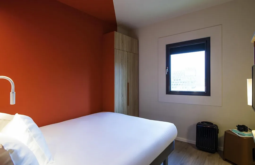 Ibis Budget Rotterdam The Hague Airport-1