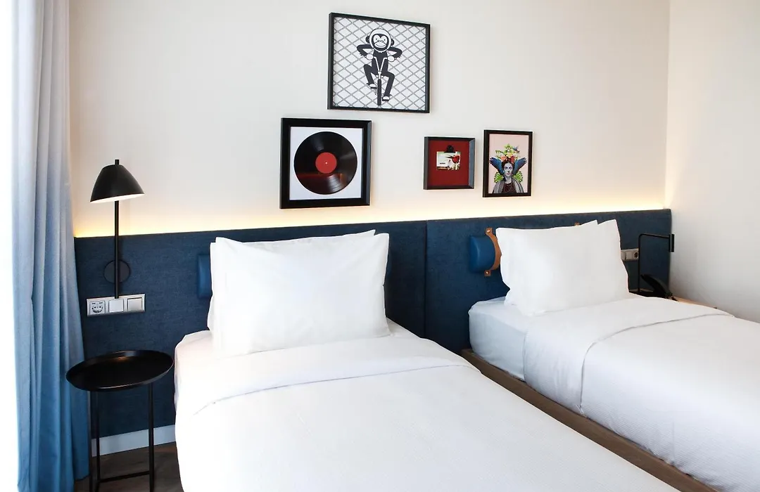 Hampton By Hilton Vienna Messe-1