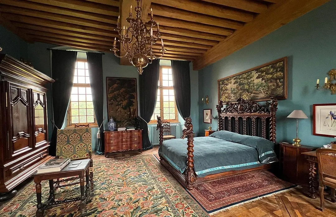 Chateau De La Riviere-1