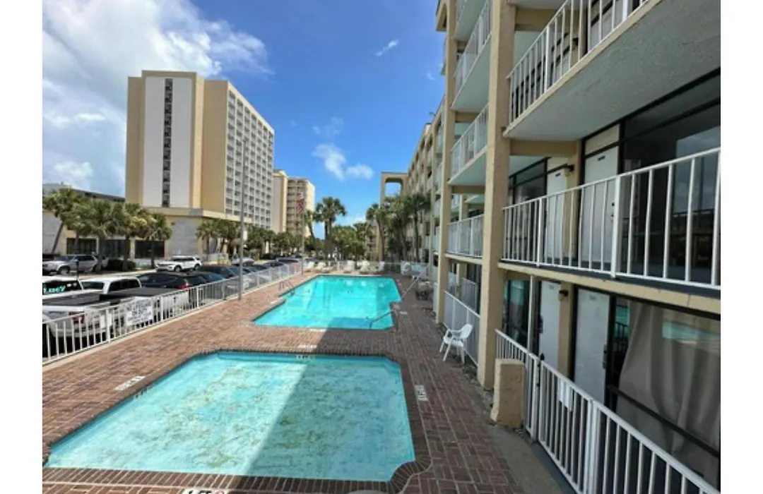 Capital O Sunset Waves Hotel Myrtle Beach Oceanfront-1