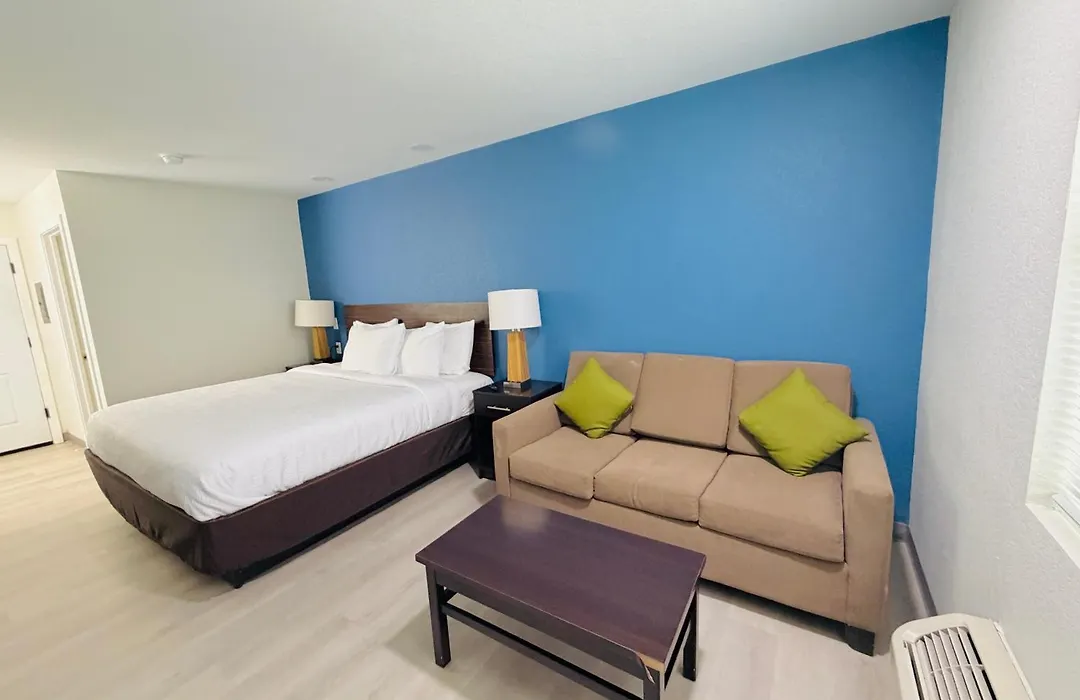 Hallmark Inn & Suites Newly Renovated Rooms San Antonio Northeast-1