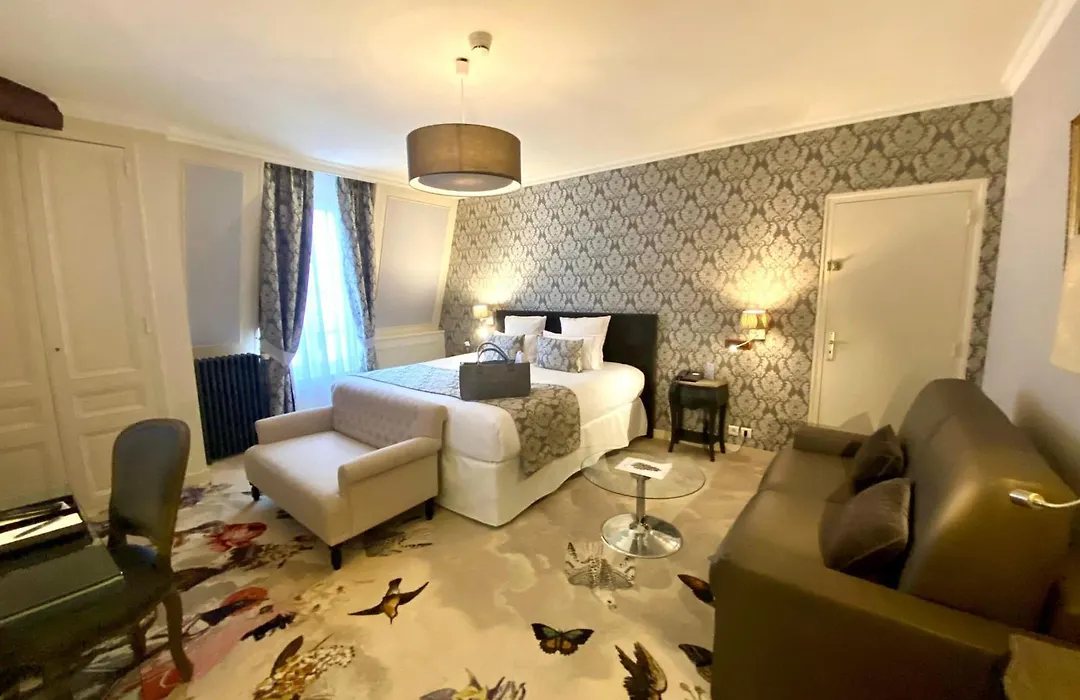 Hotel & Spa Le Grand Monarque, BW Premier Collection-1