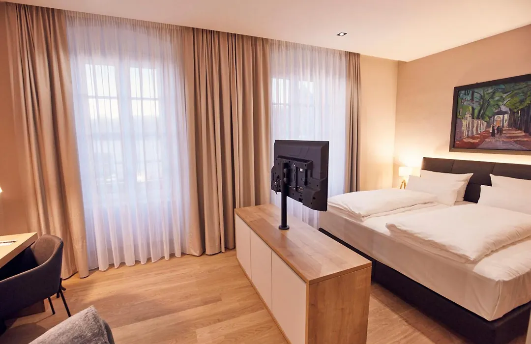 Seehotel Maria Laach-1