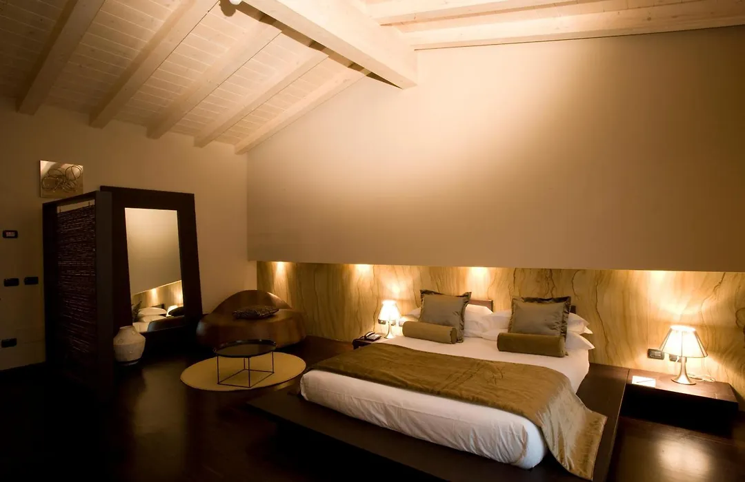 Onemhotel-1