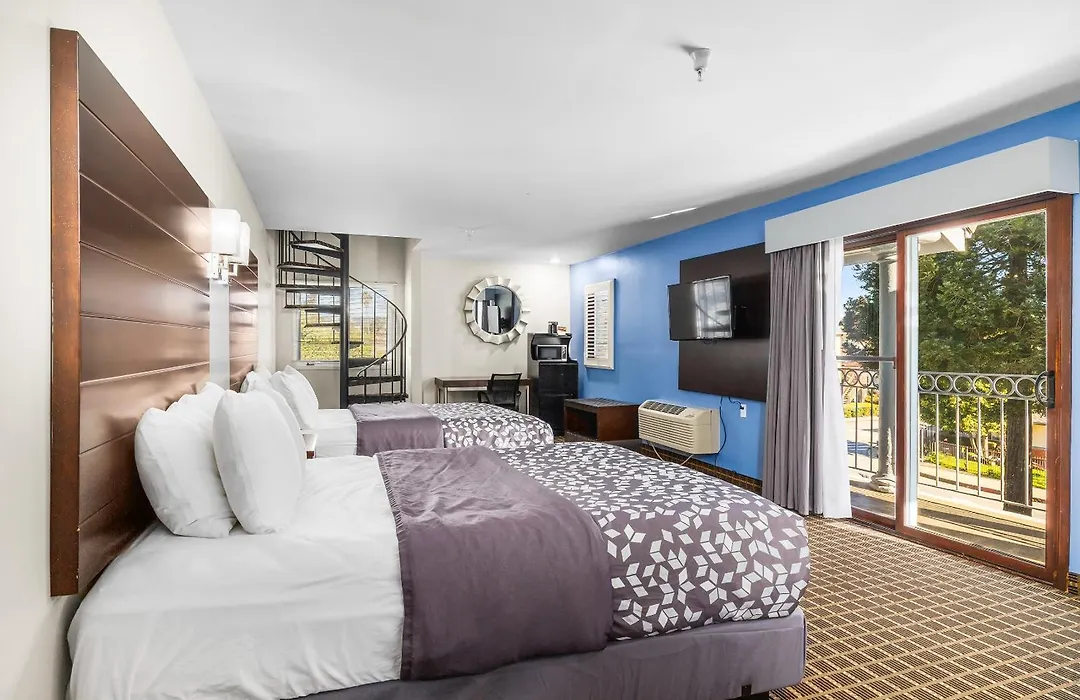 Hotel Solares-1