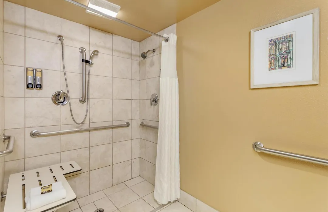 Best Western Plus Garden Court Inn-1