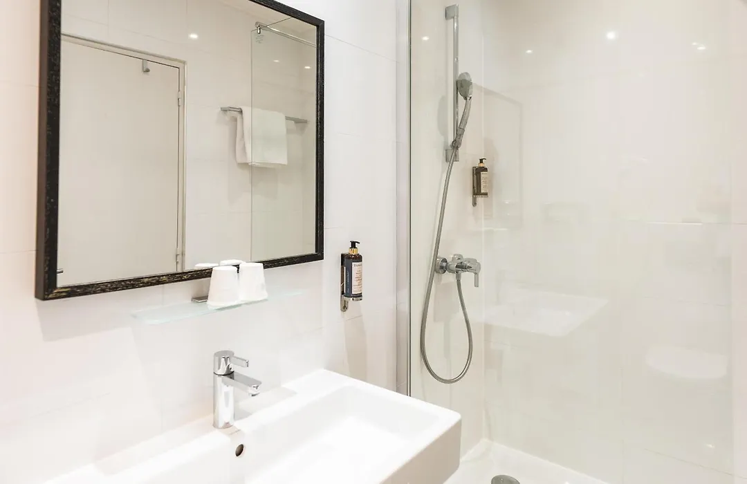 Best Western Hotel Acadie Paris Nord Villepinte-1