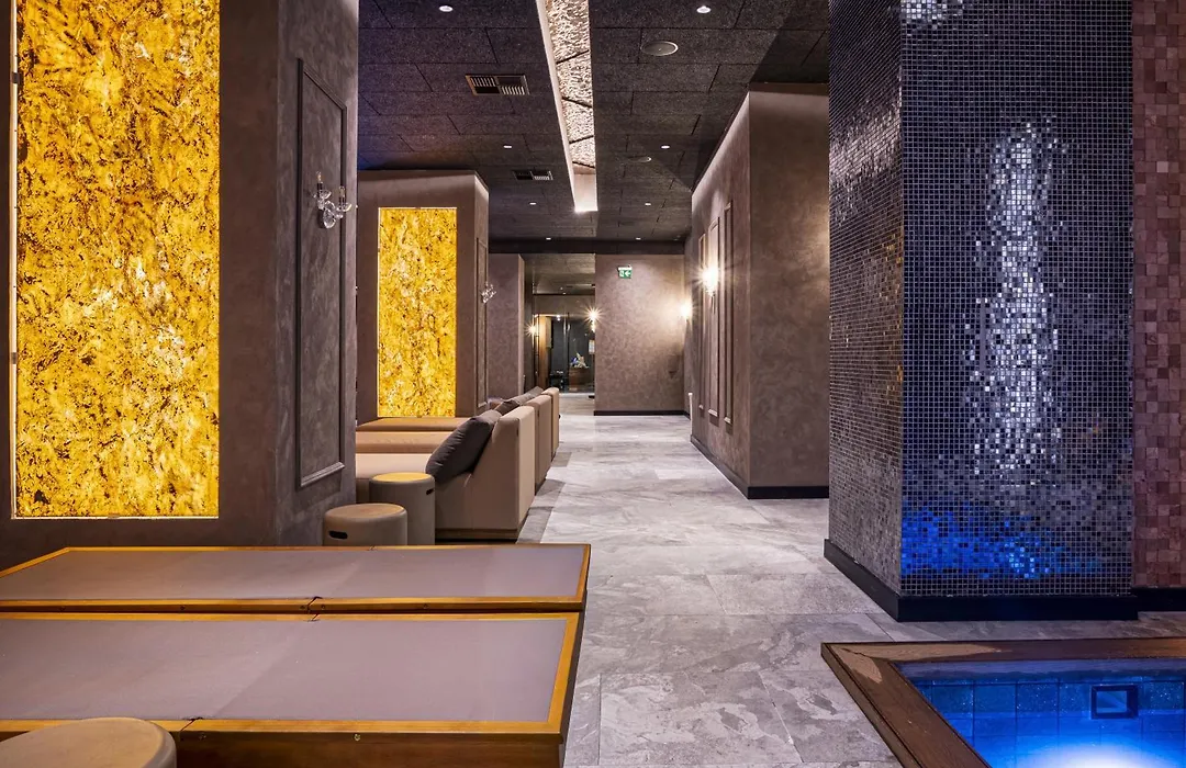 Premier Luxury Mountain Resort-1
