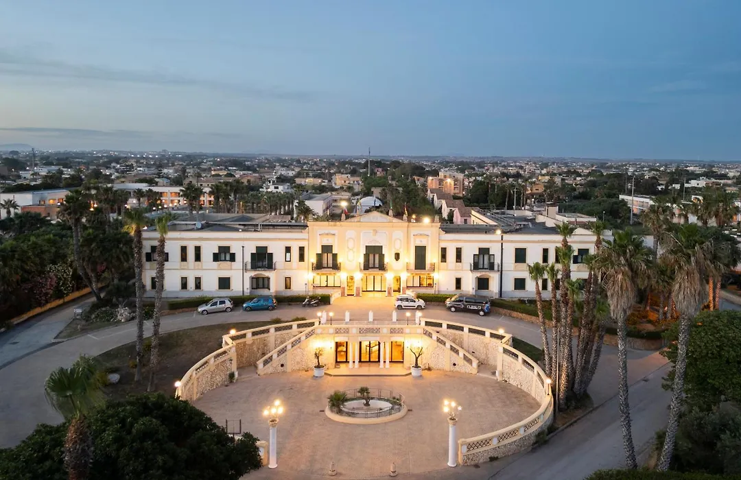 Delfino Beach - Cdshotels-1