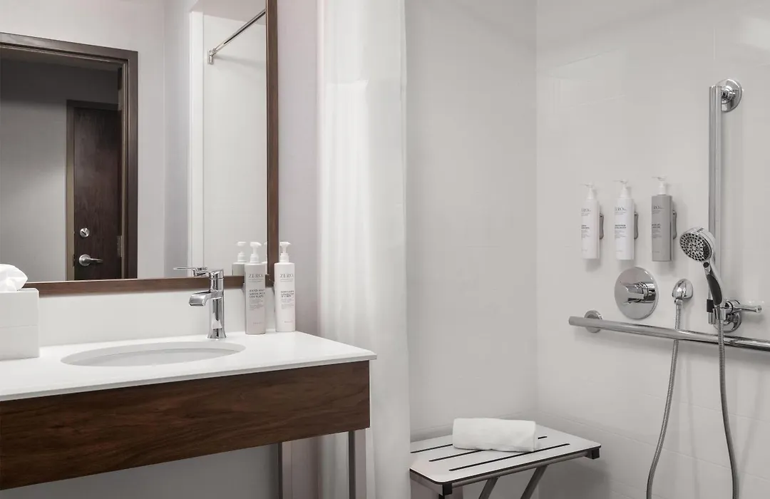 Hampton Inn Majestic Chicago Theatre District-1