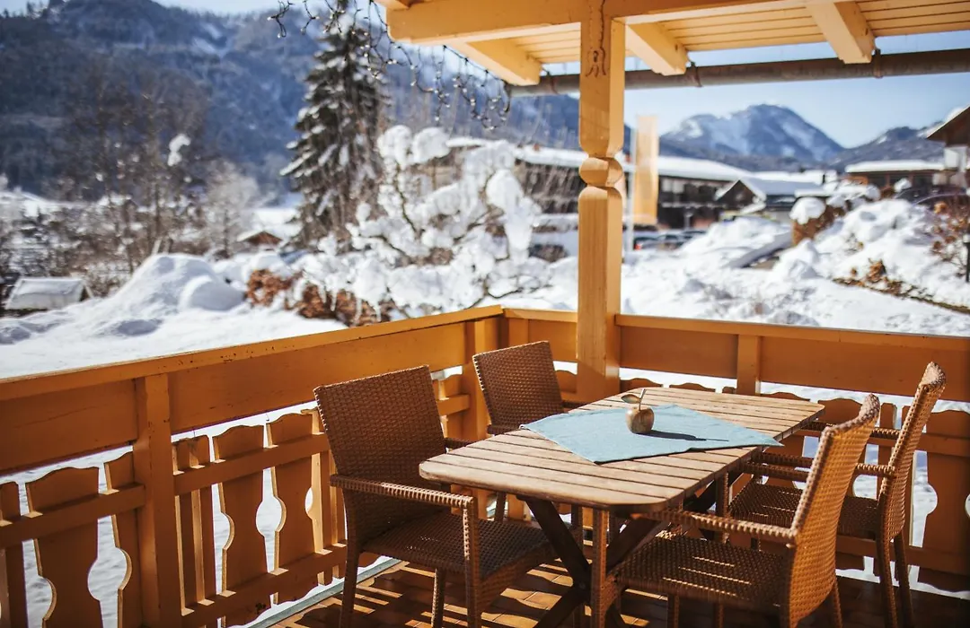 Regitnig GmbH - 4 Sterne Hotel und Chalets-1