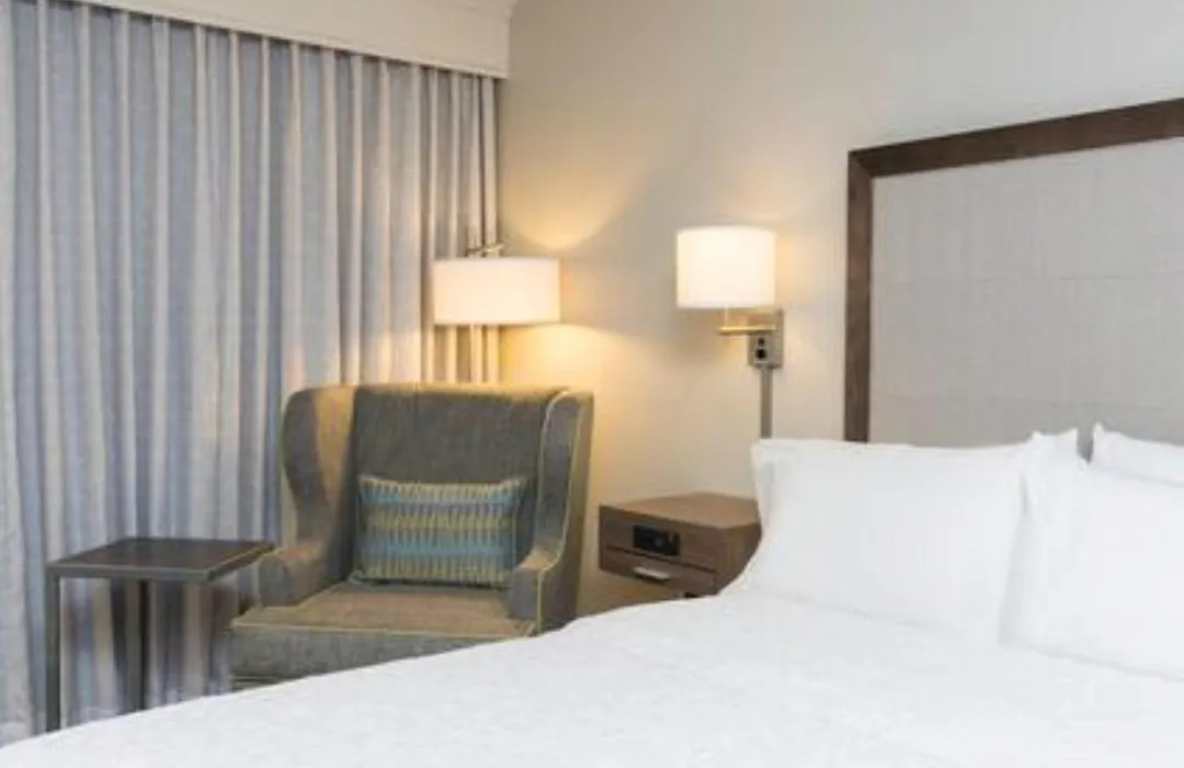 Hampton Inn Milwaukee Northwest-1