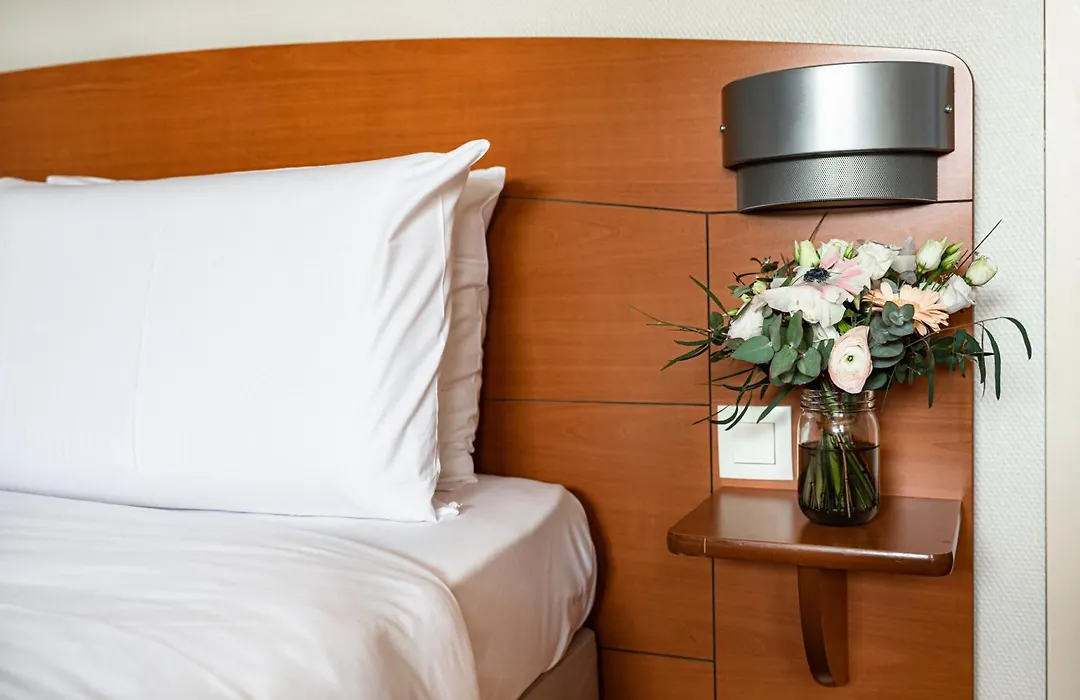 Kyriad Rennes Nord Hotel-1