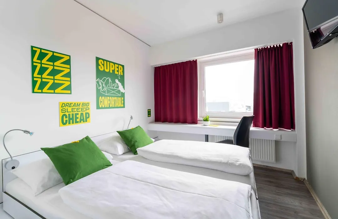 SLEEEP Hotel Wiener Neudorf-1