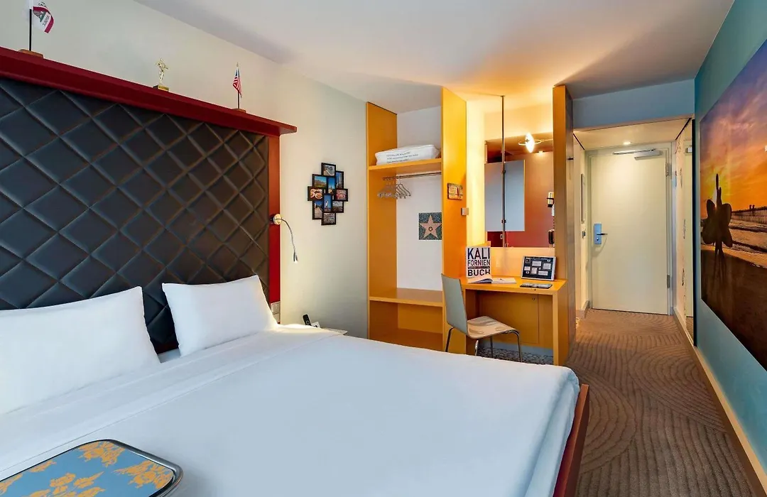 Ibis Styles Hotel Berlin Mitte-1